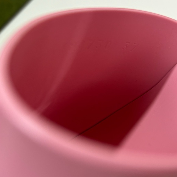 Gucci Rubber Gucci Logo Printed Mules Sandals Slide - Picture 8 of 13